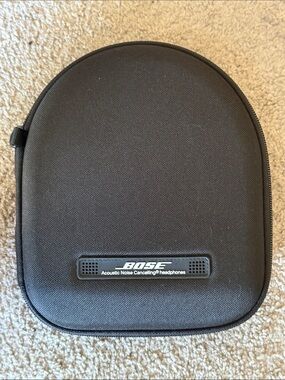 Bose Hard Shell Headphone Carrying Case!